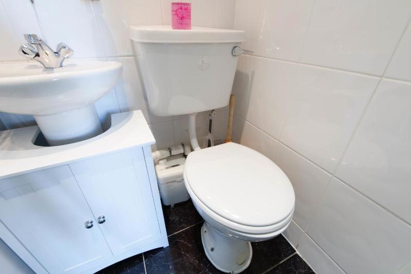 Edinburgh Central Roomz Aparthotel Ngoại thất bức ảnh
